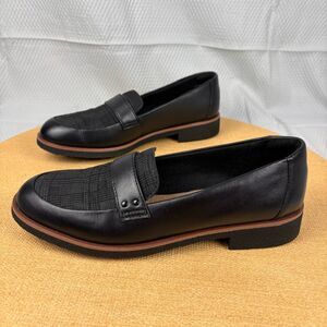 Clarks | Women’s Black Gray Plaid Slip On Preppy Loafers | Size 9.5